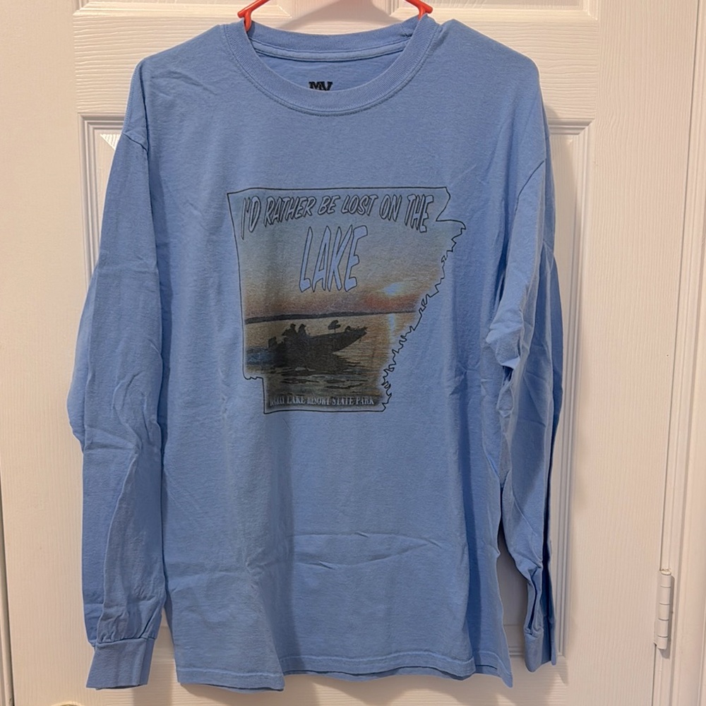 🚤Arkansas "I'd Rather Be Lost On The Lake" long sleeve tee - Picture 1 of 4